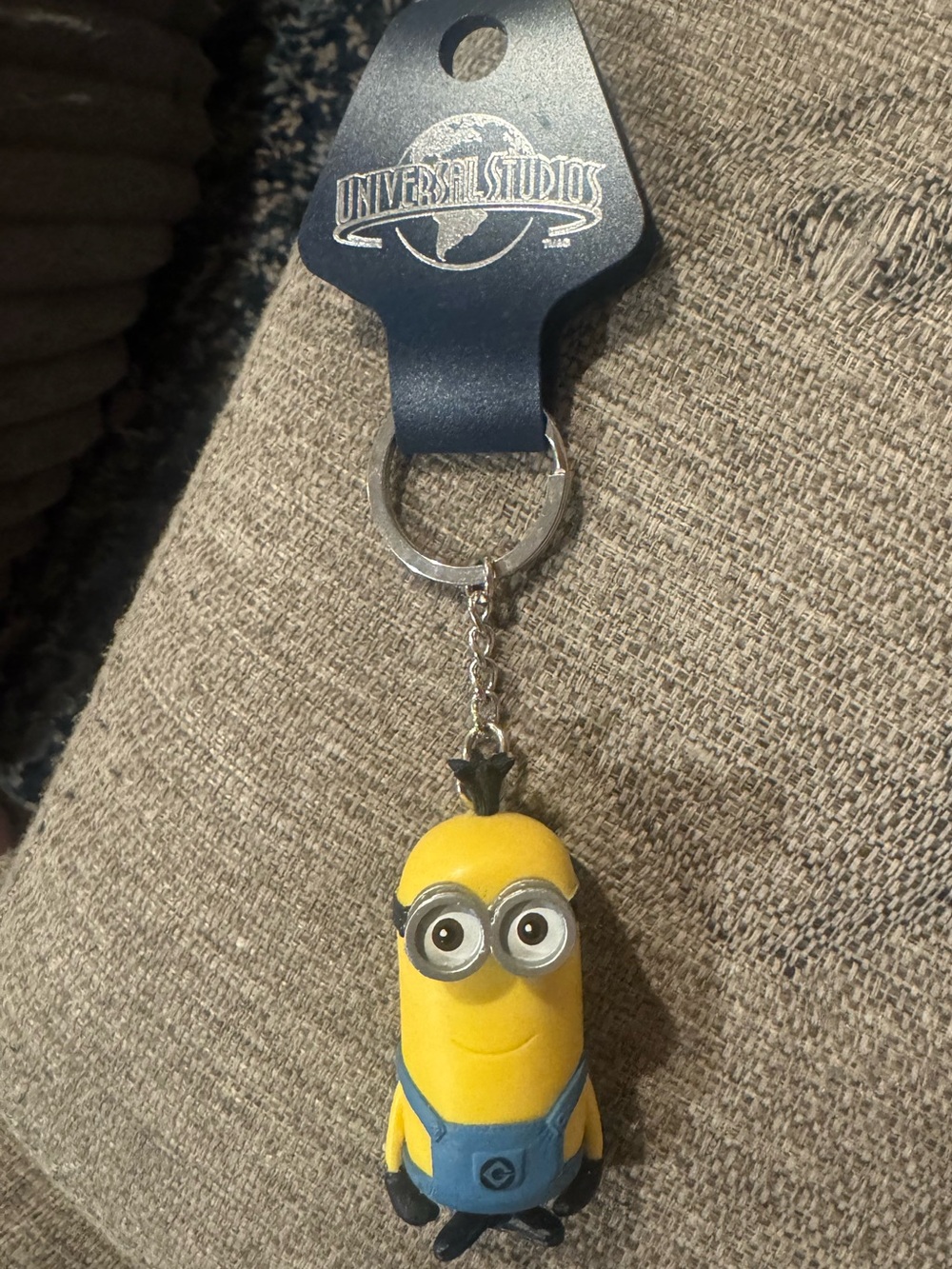 New Universal Studios Exclusive Despicable Me Minion Bob Figure Keychain New